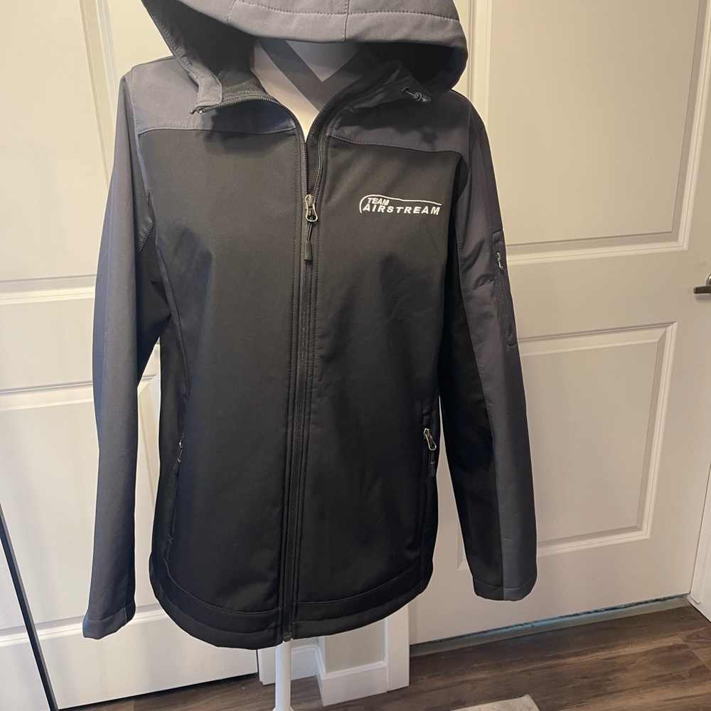 Airstream lightweight insulated jacket